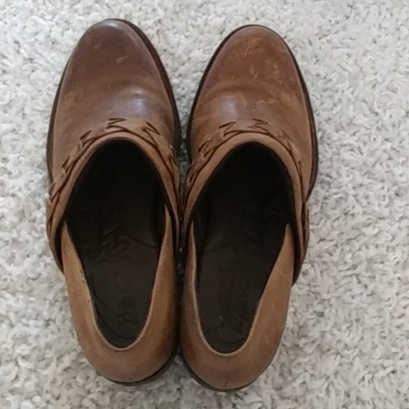 Born Shoes. - Picture 2 of 9